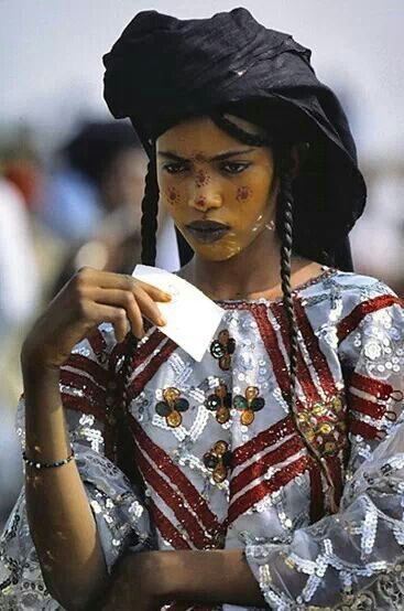 Taureg woman African Girl, African Fashion, Ethnic Fashion, Pretty People