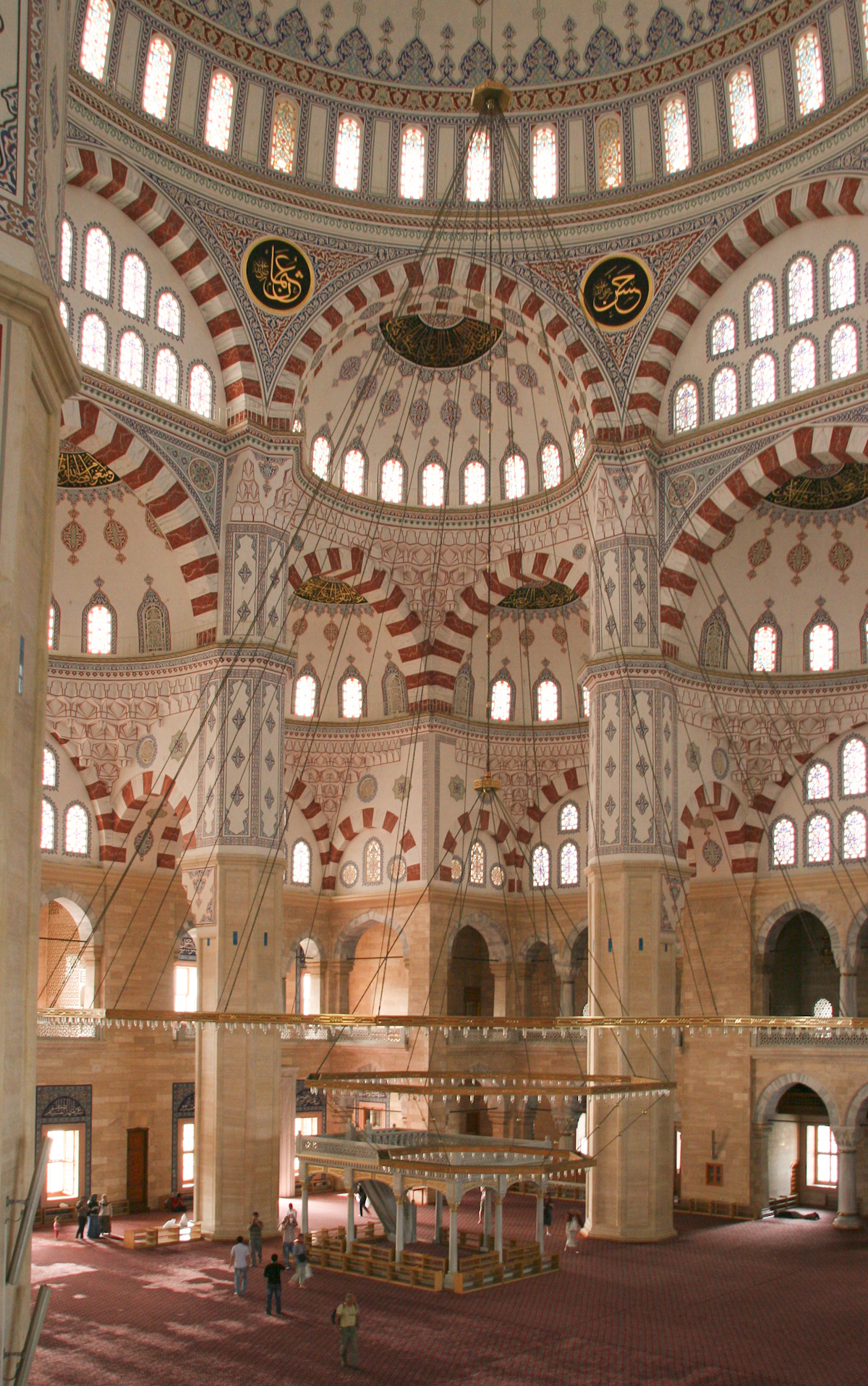 Sabanc%C4%B1_Central_Mosque_-_Adana.jpg