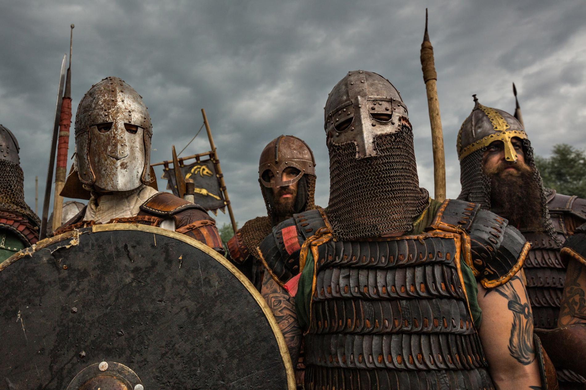 02_vikings_fighting.jpg
