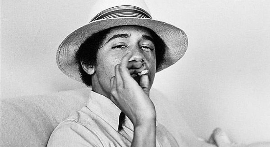 1536598341778_obamadisneylandsmoking__WIDE.jpg