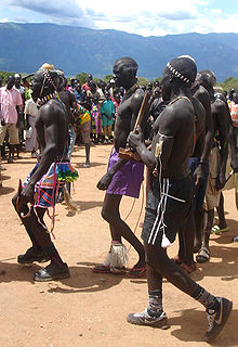 220px-Peace_agreement_dancers_in_Kapoeta,_Sudan.jpg