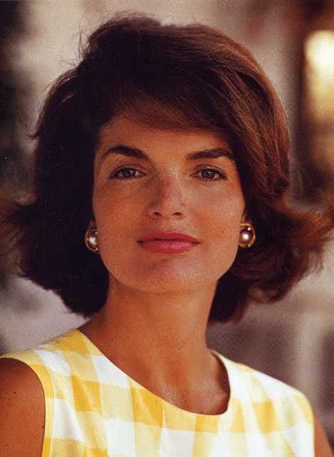 285bbf5c4385c84428b7dee06c4ed0d4--jacqueline-kennedy-onassis-john-kennedy.jpg