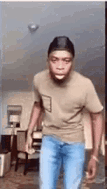 3781DB9B-2C64-465C-AA96-0DB5FE36EB50.gif