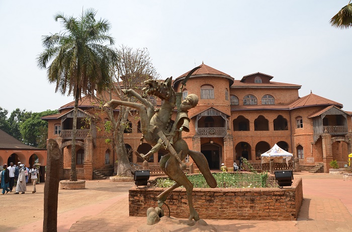 4-Foumban-Palace.jpg