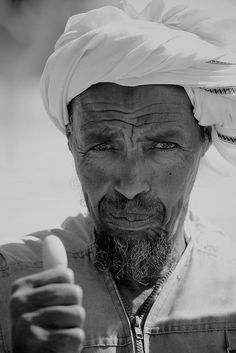 516fbd7fcac65eba300508aa672ec0c1--african-beauty-african-men.jpg