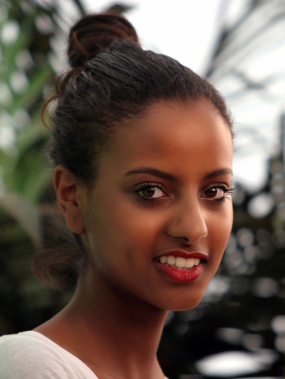 577px-Sara_Nuru_01b.jpg