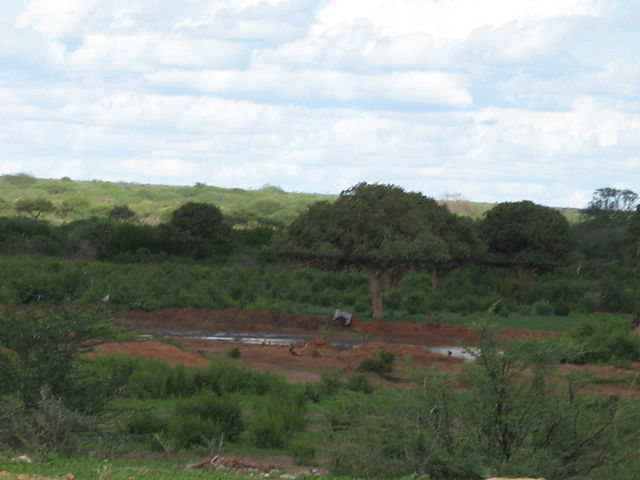 640px-Fafahdhunwaterwell.jpg