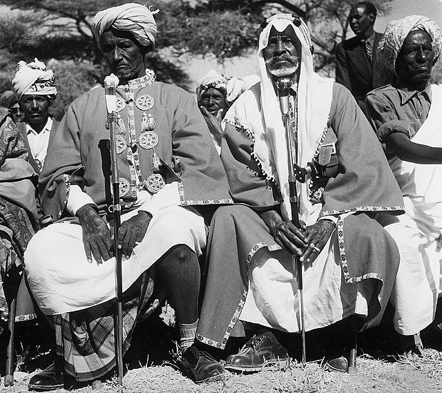640px-Isaaq_Chiefs_Hargeisa.jpg