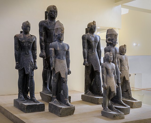 640px-Rulers_of_Kush,_Kerma_Museum.jpg