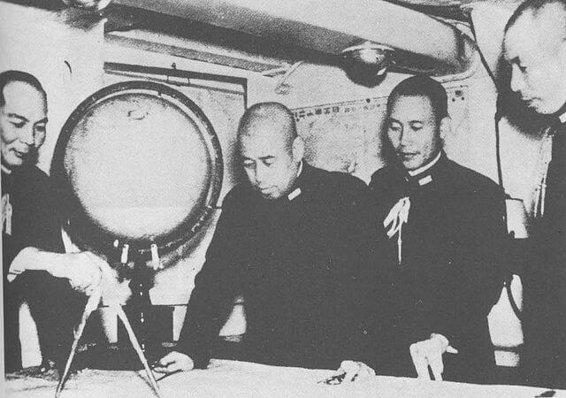 640px-Yamamoto_with_staff_on_Nagato.jpg