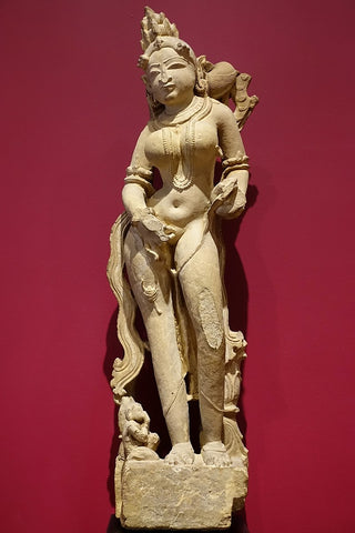 800px-Celestial_female__apsara__with_scorpion_on_her_leg__Khajuraho__India__1000s_AD__buff_san...jpg