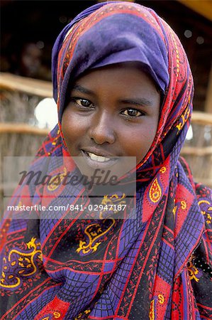 841-02947187em-portrait-of-a-somali-girl-dadaab-kenya-east.jpg