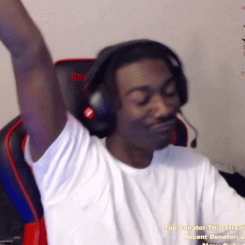 A2778DB0-0670-4310-BDF8-001AE04ACB16.gif
