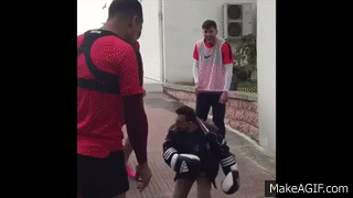 b33bf411-8026-41e6-acb3-dd8fb8d578de-1779-00000212b321da02-gif.25169