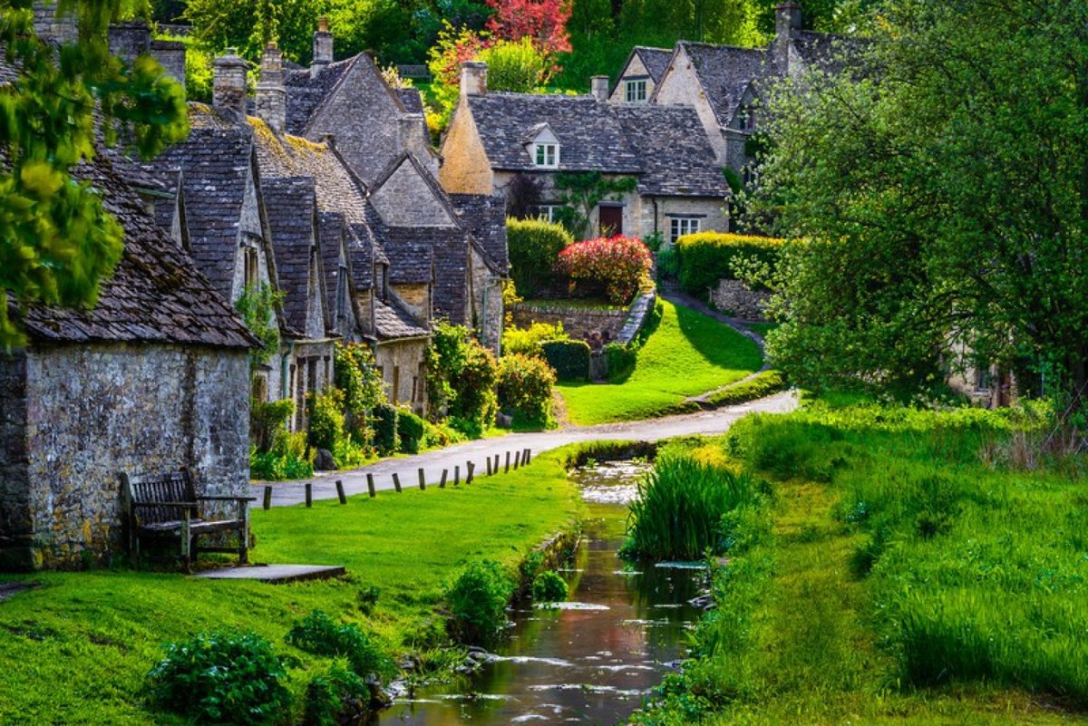 Bibury-England.jpg