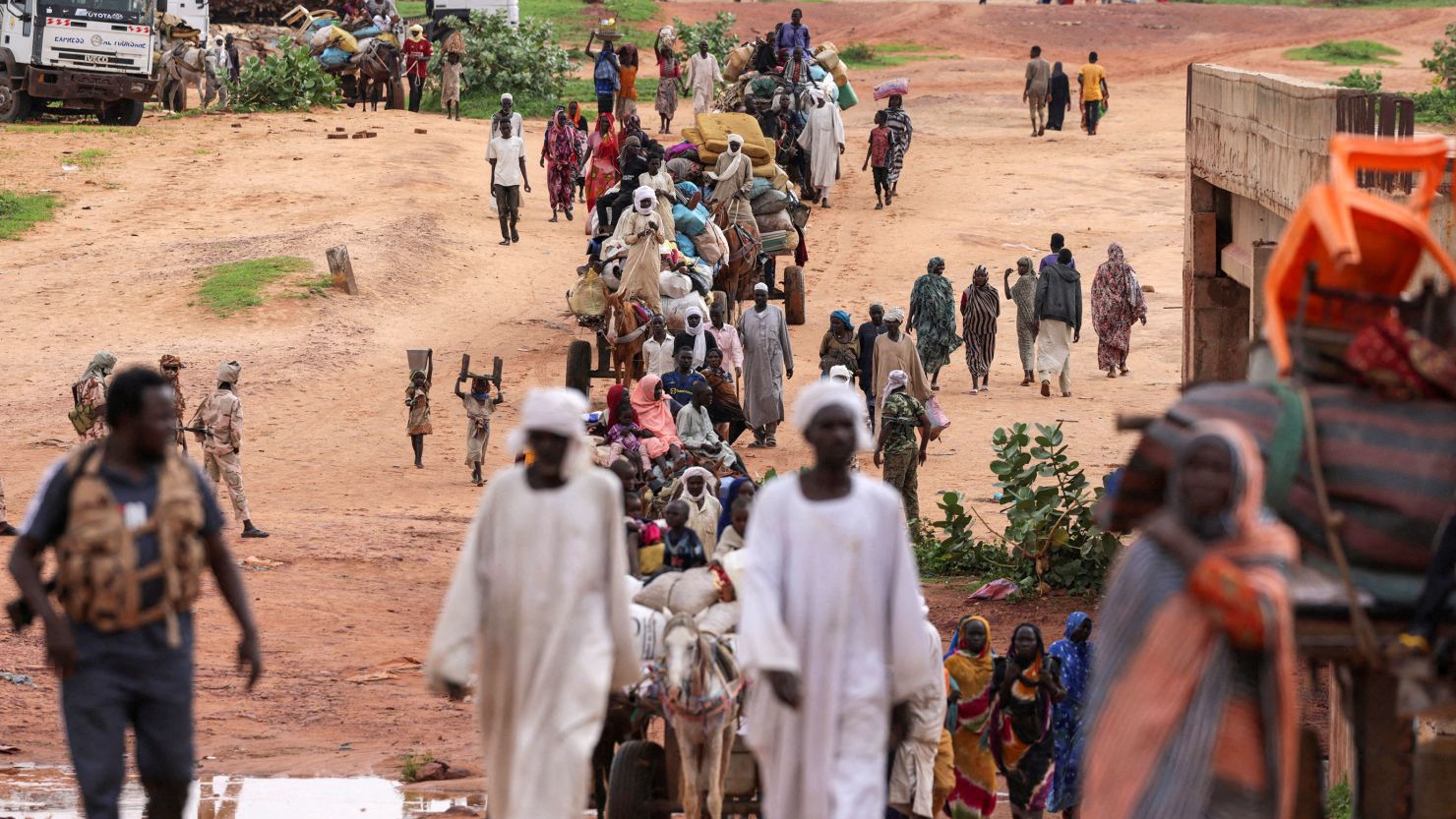 c-2023-08-04t000000z-403325591-rc2vg2acqrhw-rtrmadp-3-sudan-politics-chad-refugees.jpg