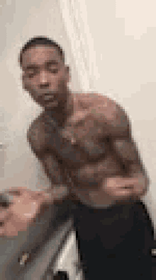 C283E034-D3C9-4B19-A893-573B6AFA5713.gif