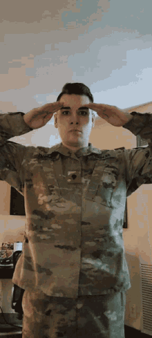 C3800D4D-1F7C-4F54-903F-31EB2D444E5D.gif