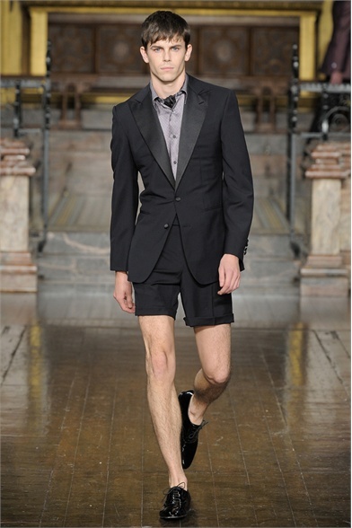 ce0198500c9b873e3221063a1be33bfc--formal-shorts-short-shorts.jpg