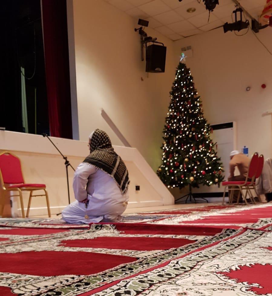 Christmas-Tree-Mosque.jpg