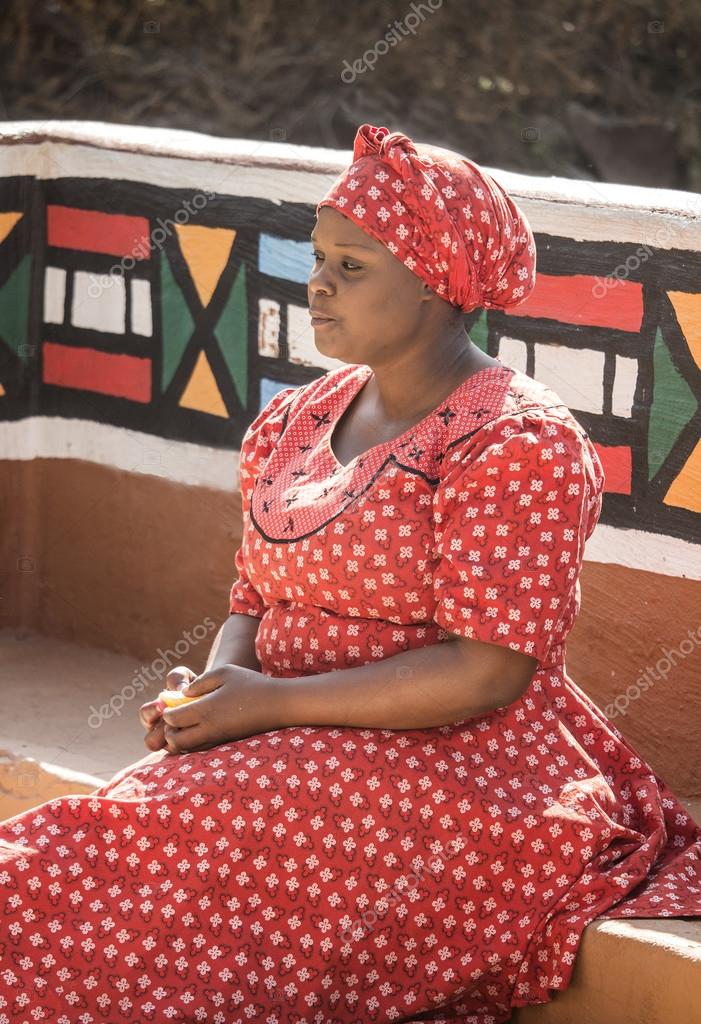 depositphotos_78493794-stock-photo-south-africa-gauteng-lesedi-cultural.jpg