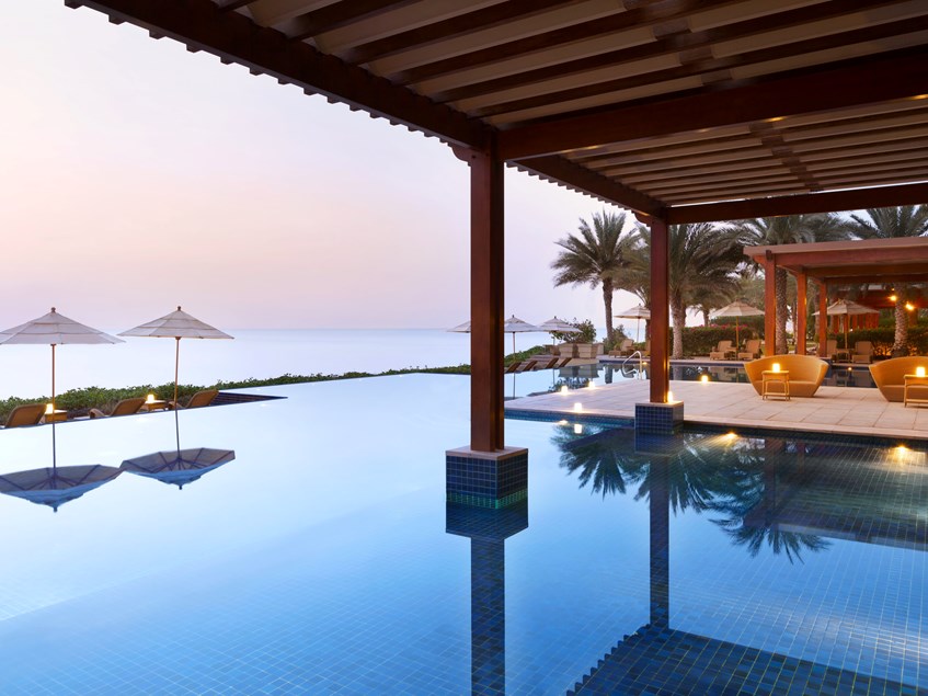 djibouti-palace-kempinski-pool-b-1041424.jpg