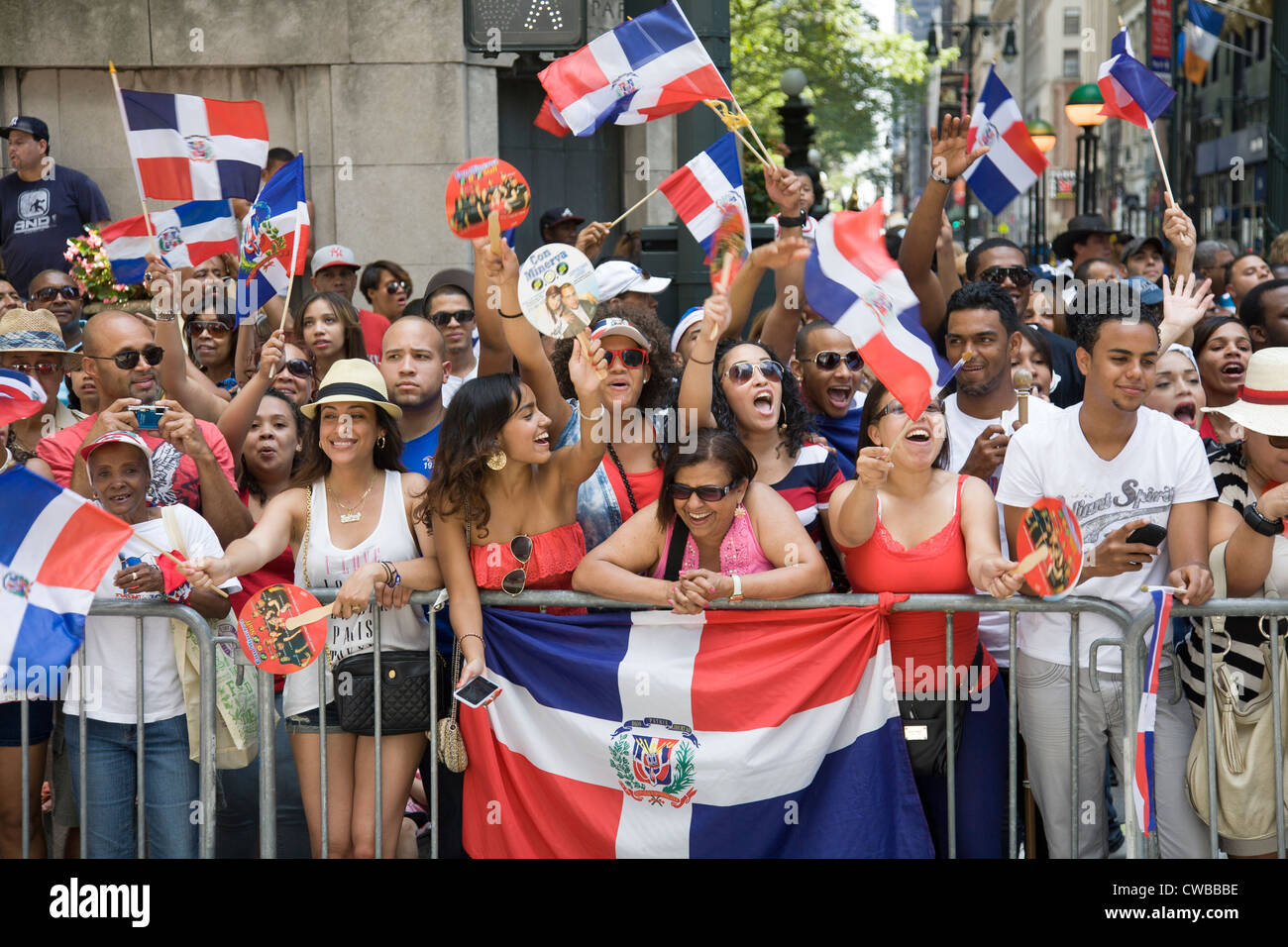 dominican-new-yorkers-come-out-in-large-numbers-to-watch-the-dominican-CWBBBE.jpg