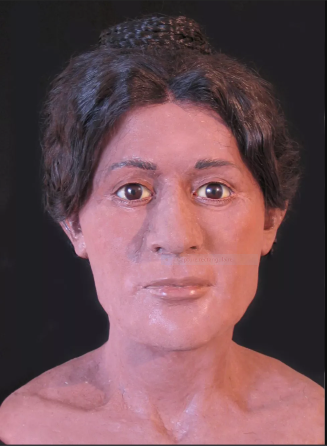 egyptian woman II century AD.PNG