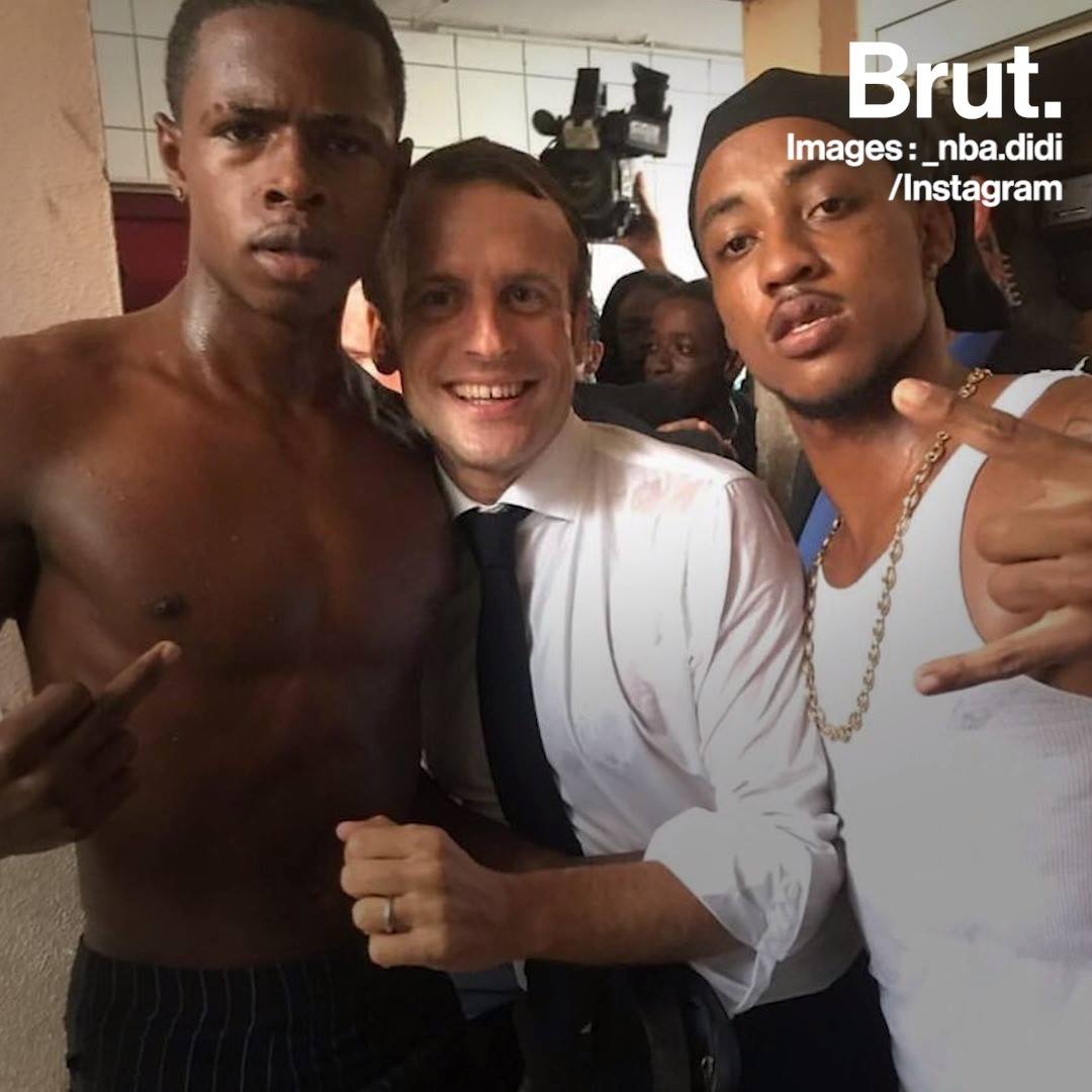 emmanuel-macron-et-la-photo-du-doigt-d-honneur-ad48737b-48ab-42e7-b290-059ffb5c5343-square.jpg