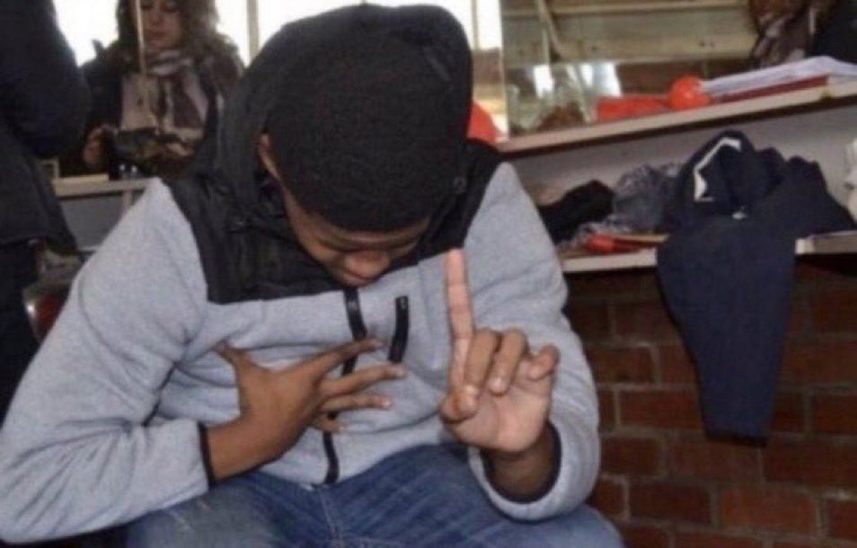 EnuiYy5XMAUZMbI.jpeg