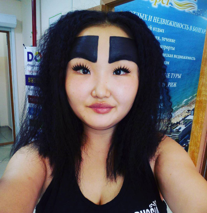 funny-eyebrows17.jpg