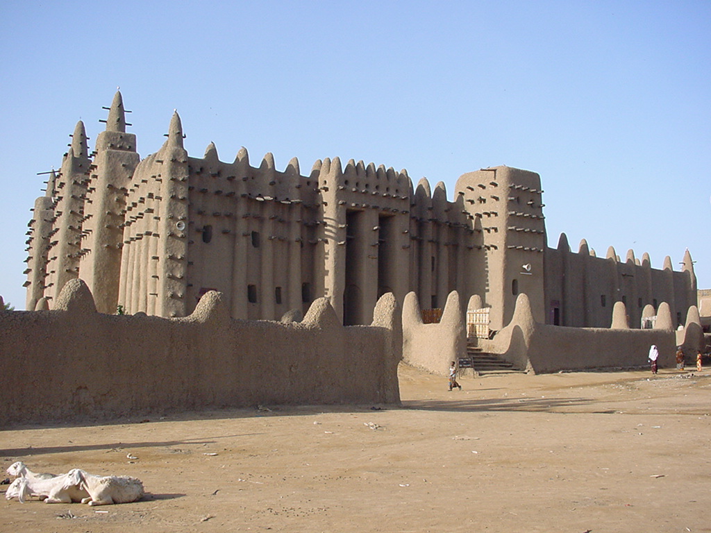Great_Mosque_of_Djenné_1.jpg
