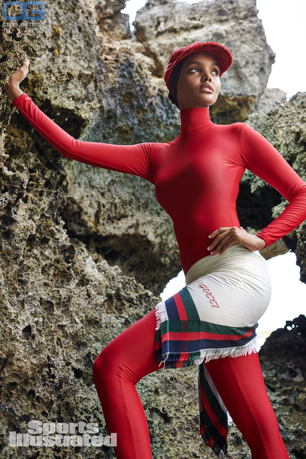 halima-aden-sports-illustrated-69664.jpeg