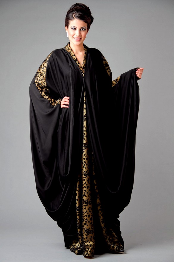Islamic-Abaya-Designs-2013-20145 www.She9.blogspot.com..jpg
