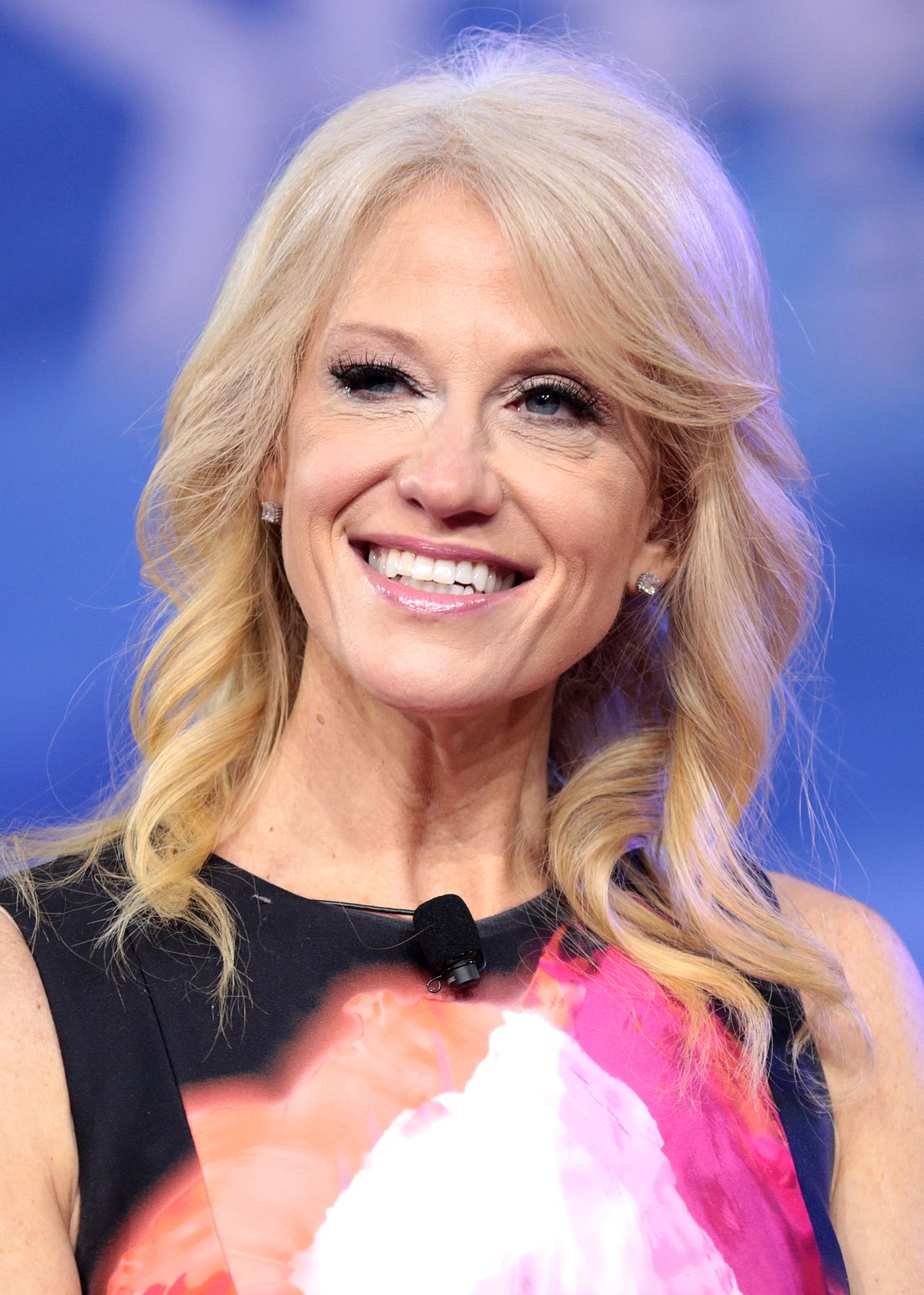 Kellyanne_Conway_by_Gage_Skidmore_3.jpg