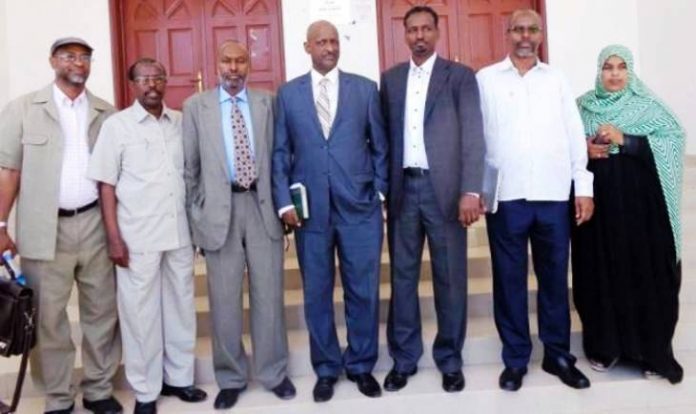 komishan-doorashooyinka-Somaliland-696x414-696x414.jpg