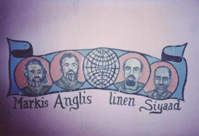 Marx-Engels_Mogadishu1991.jpg