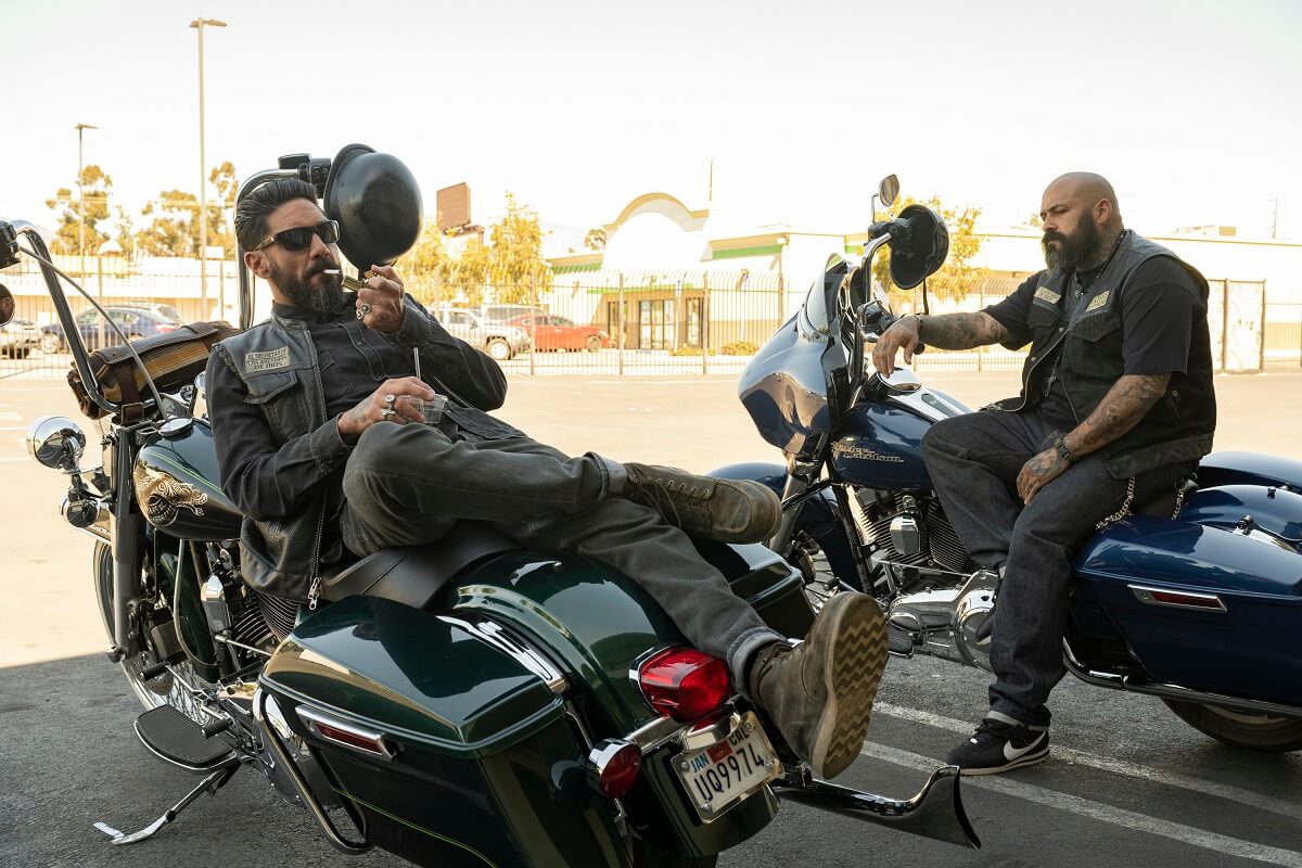 mayans-season3-episode7b.jpg