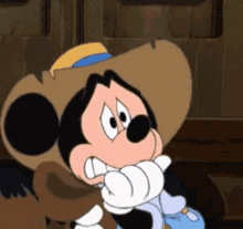 mickey-scared.gif