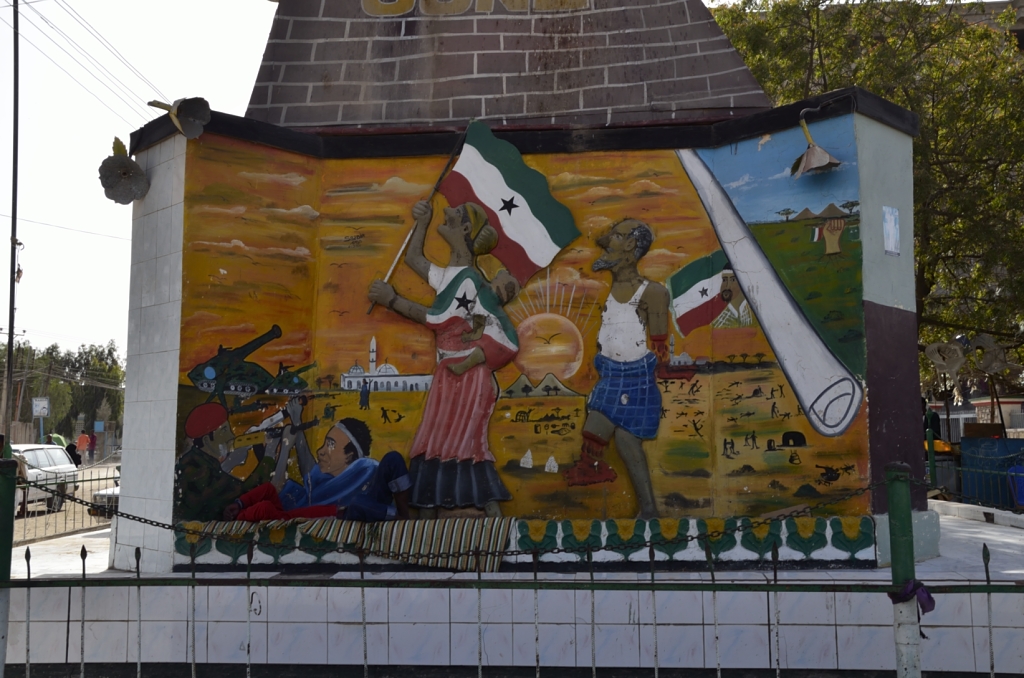 Monument_in_Hargeysa.jpg