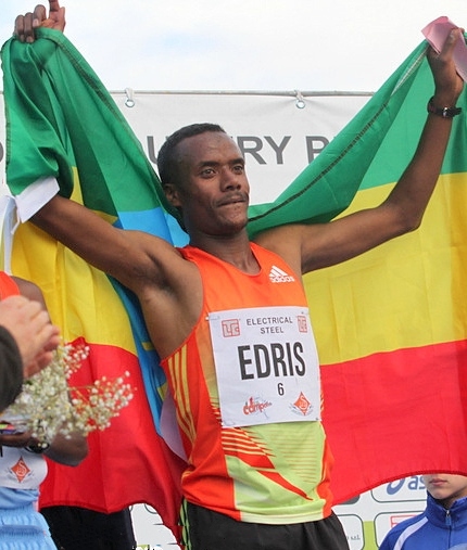 Muktar_Edris_2013.jpg