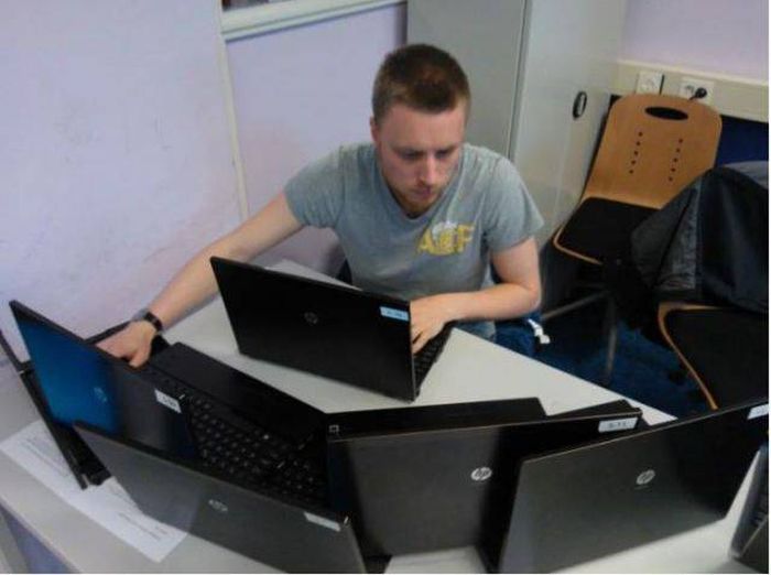 people-who-have-multitasking-down-to-a-science-1.jpg