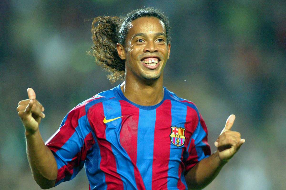 ronaldinho-barcelona_1slsxexo4gn5z1m0cln77mlj3h.jpg