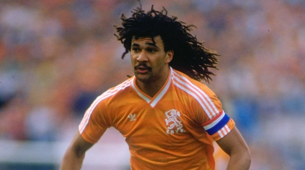 ruud-gullit-nationalmannschaft-action-1572957777-27173.jpg