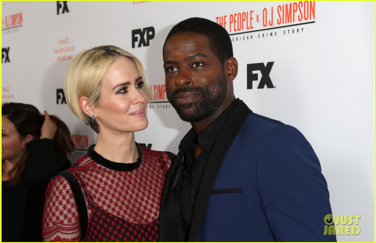 sarah-paulson-american-crime-story-cast-reunite-ahead-of-series-finale-25.jpg