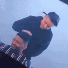tenor-1,185.gif