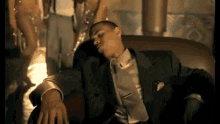 tenor (1).gif
