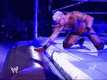 tenor (18).gif