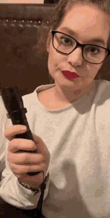 tenor (20).gif
