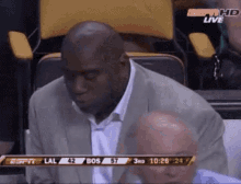 tenor (4).gif